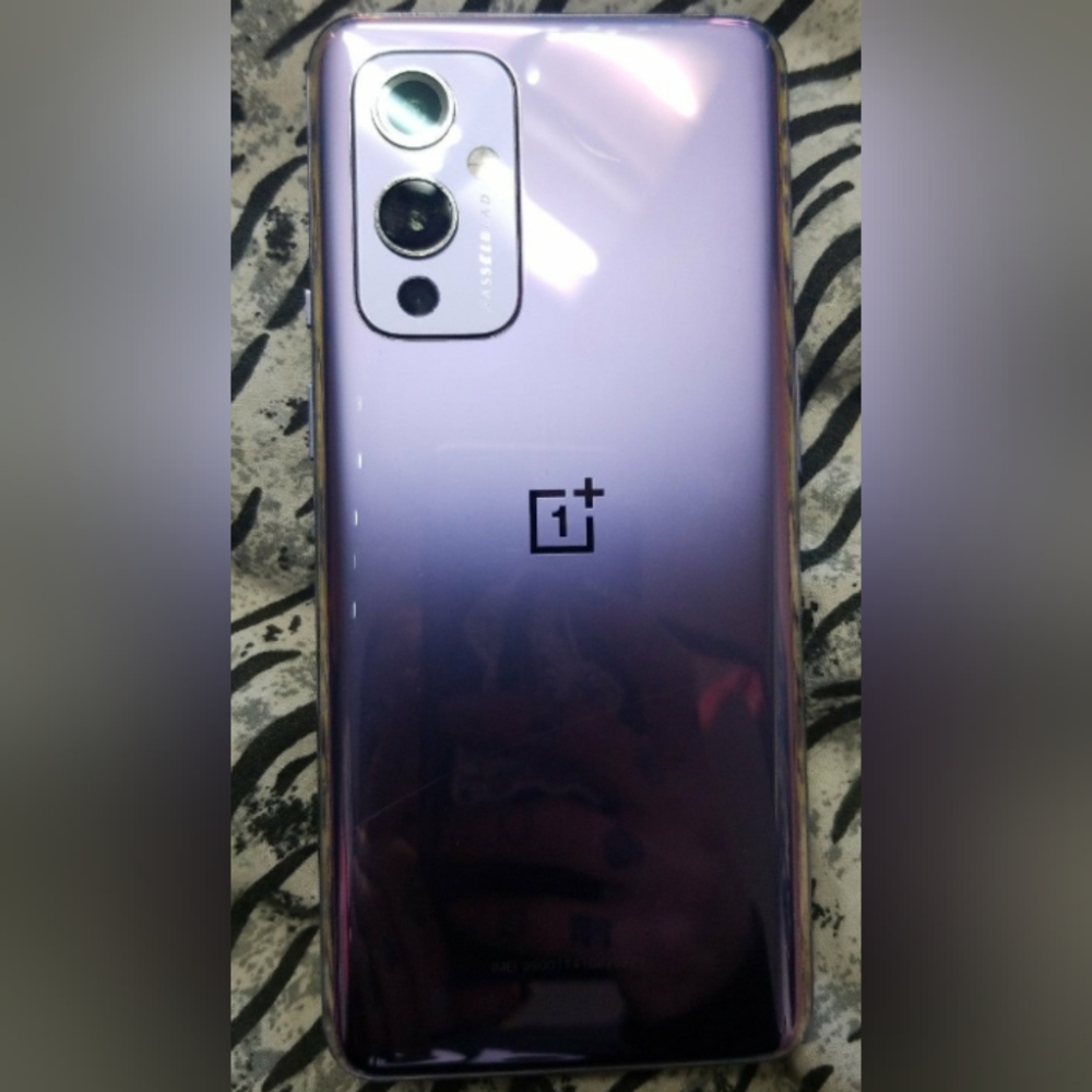 Oneplus 9 - Picture 2 of 2